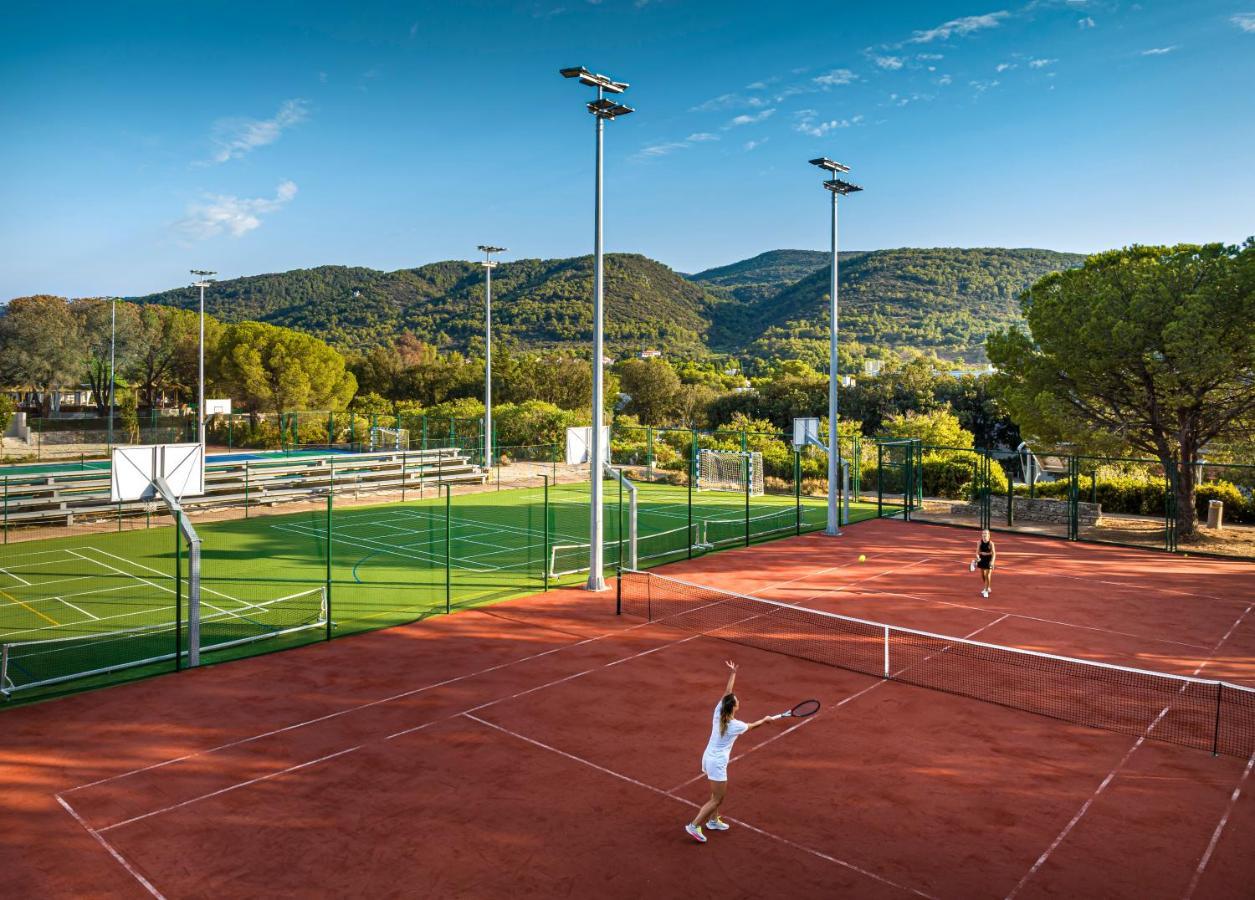 Valamar Amicor Resort Stari Grad  Dış mekan fotoğraf