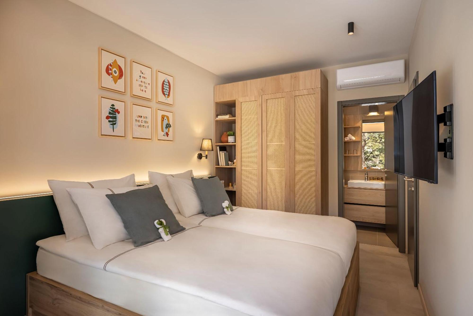 Valamar Amicor Resort Stari Grad  Oda fotoğraf