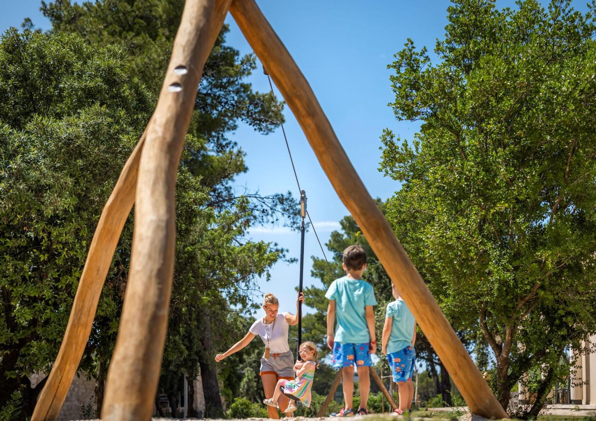 Valamar Amicor Resort Stari Grad  Dış mekan fotoğraf