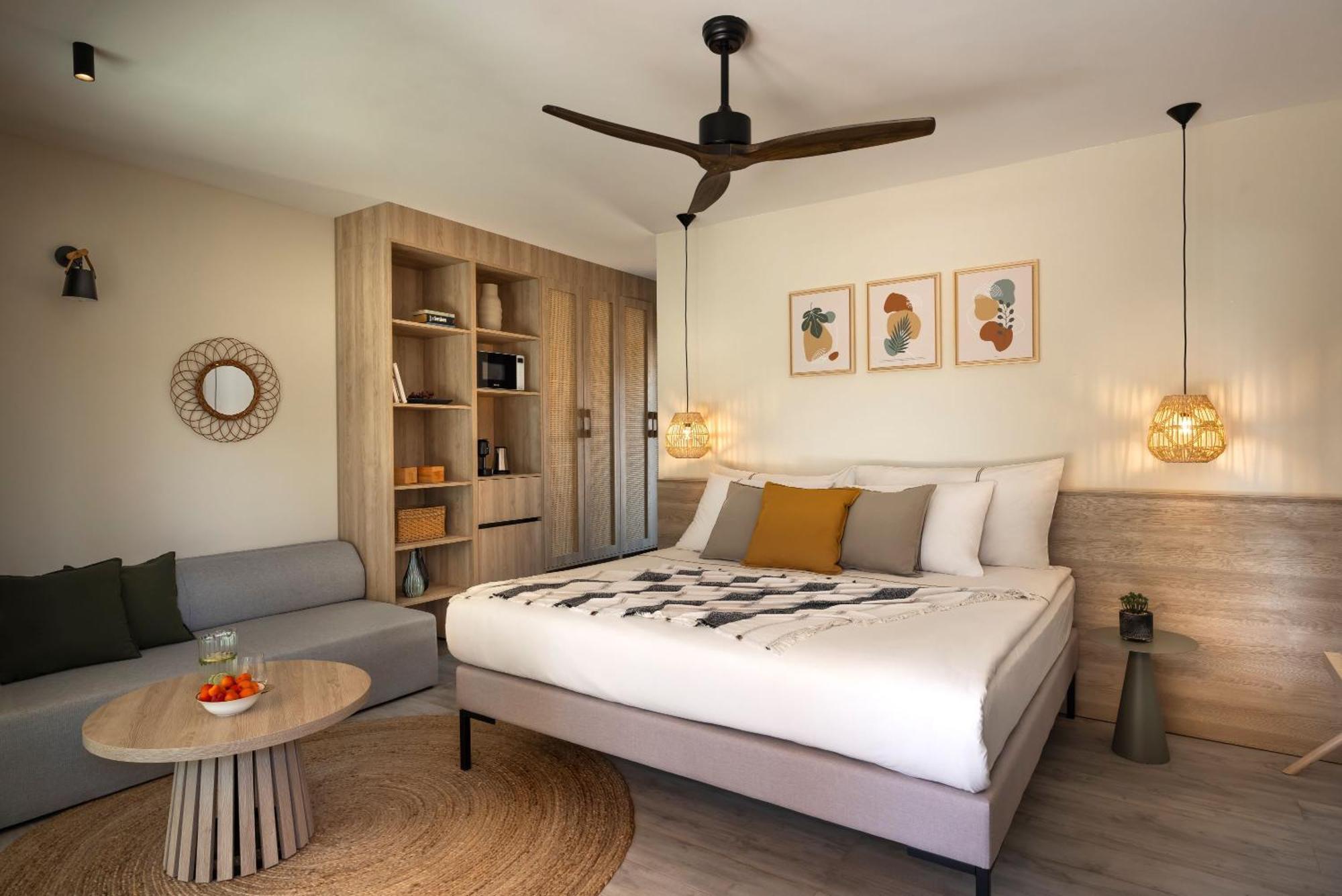 Valamar Amicor Resort Stari Grad  Oda fotoğraf