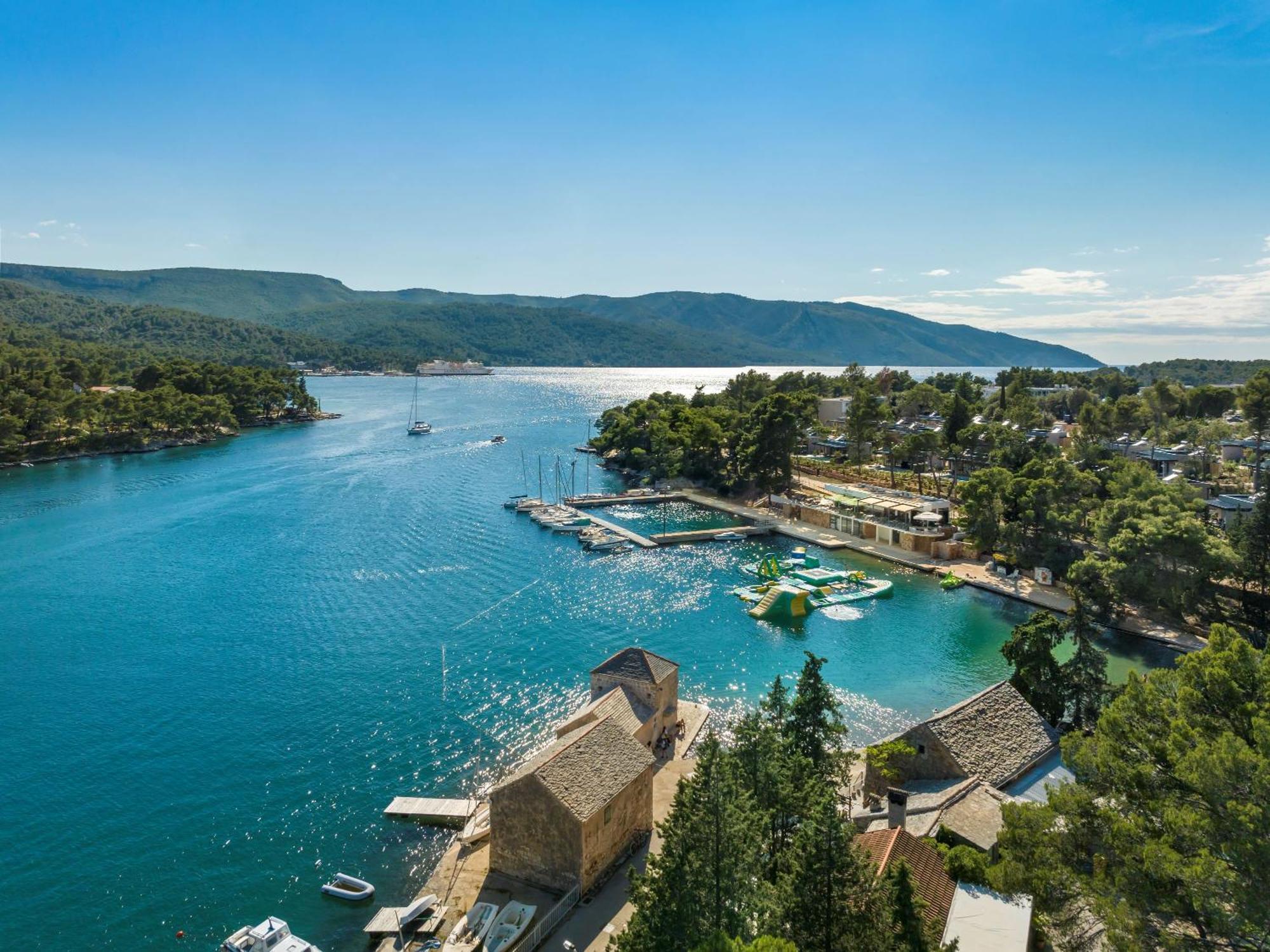 Valamar Amicor Resort Stari Grad  Dış mekan fotoğraf